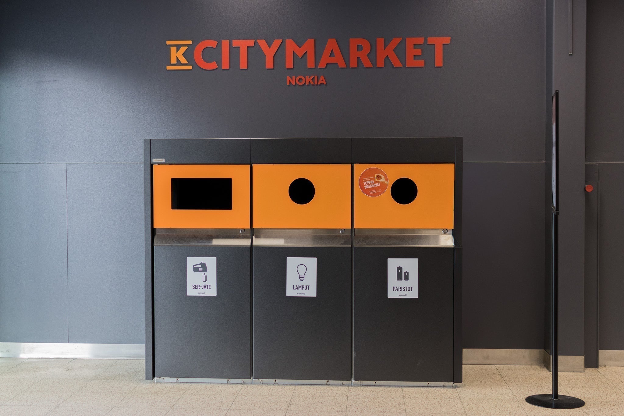 K-Citymarket, Nokia - Loop sorteringsstation, Kuru-bänkar, Bermuda Jumbo