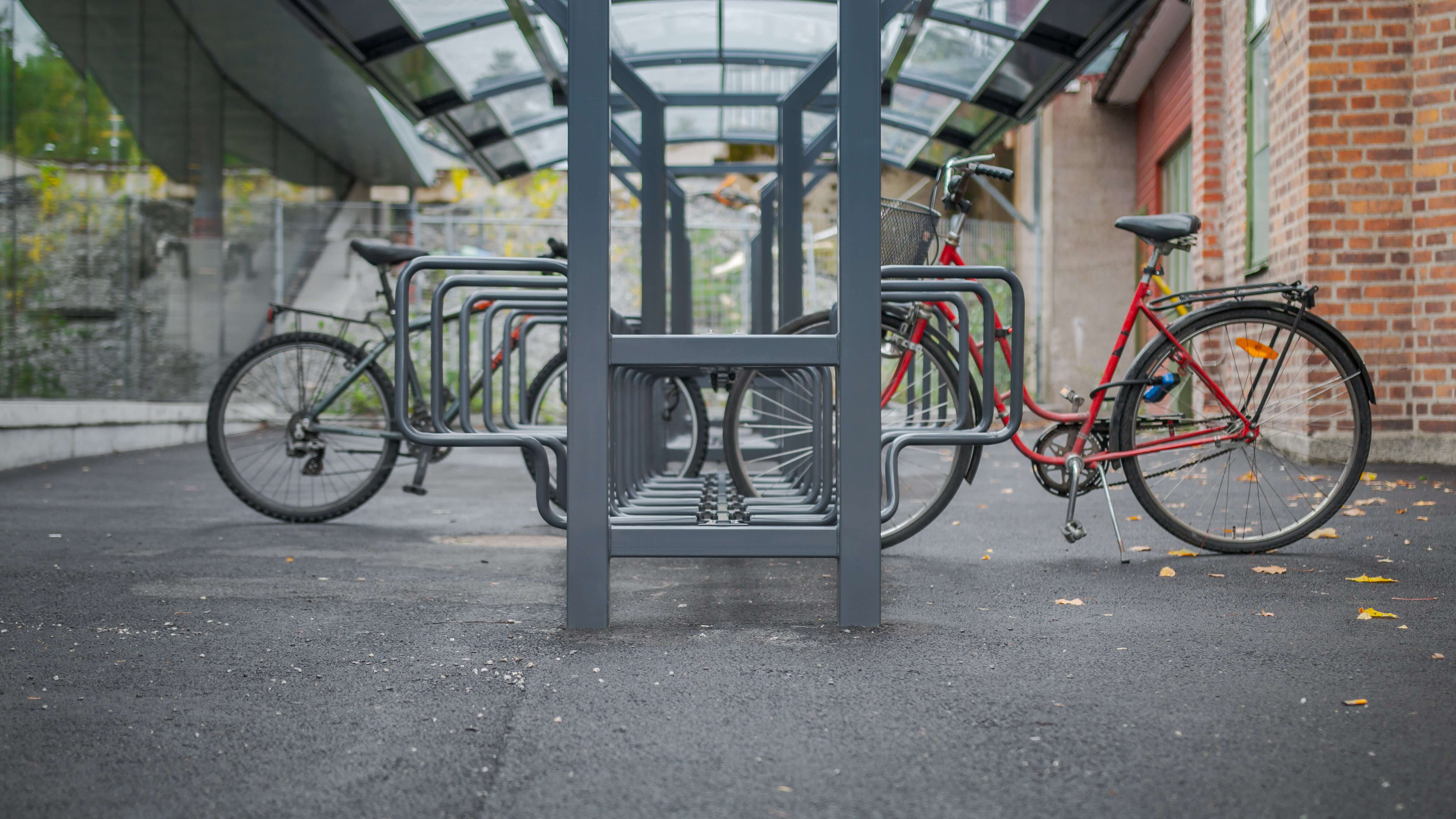 Cykelställ CubiQ Premium, dubbelsidigt, ytmontering