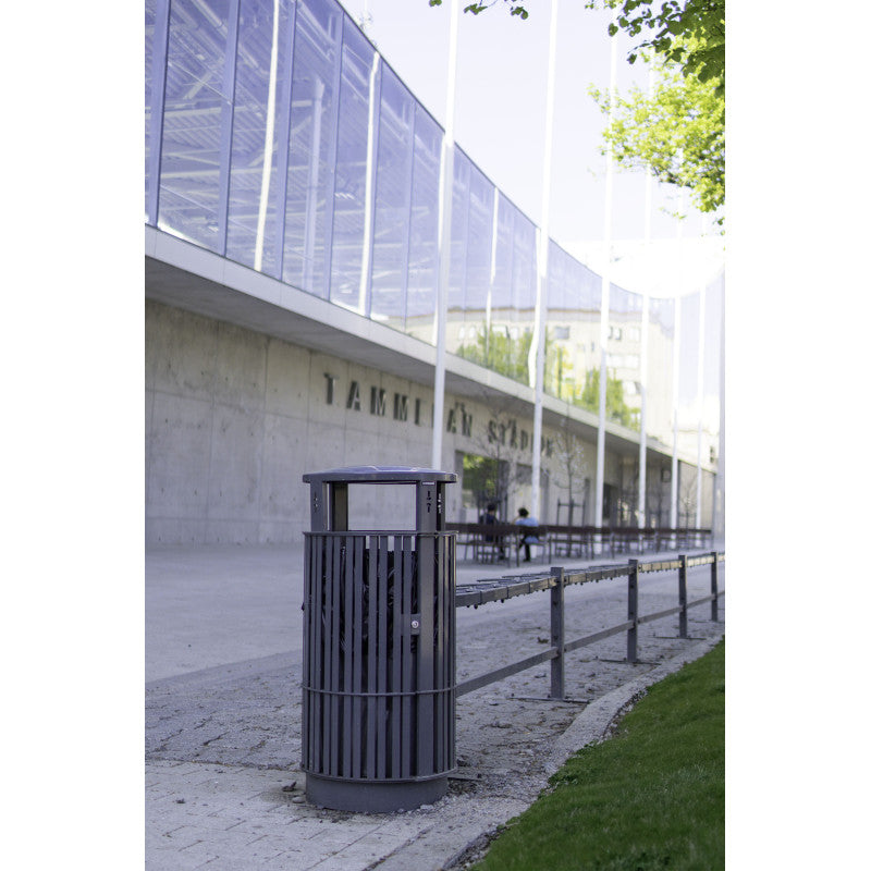 Plaza papperkorgar